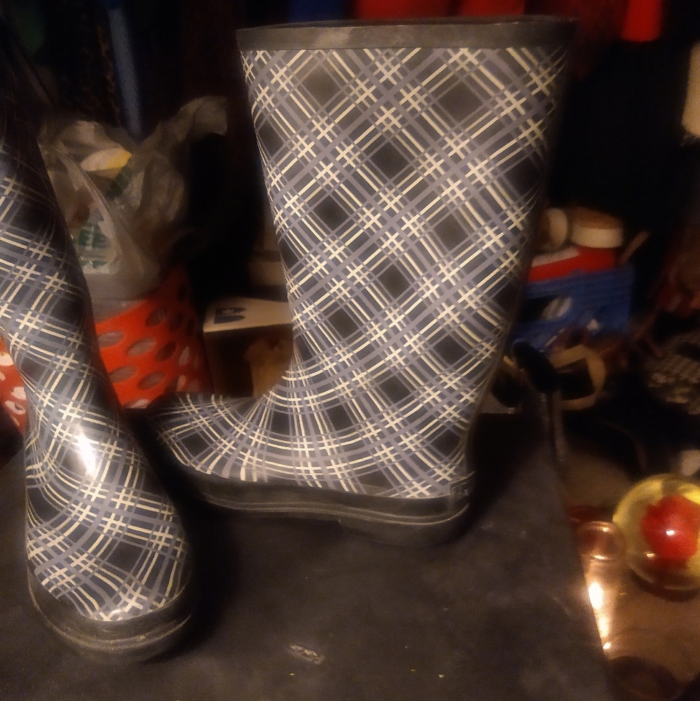 Rubber Rain boots